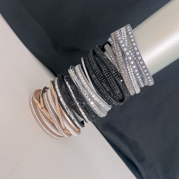 Lot of Wrap Bracelets 5 Total Snap & Magnetic Clasp - Picture 3 of 15